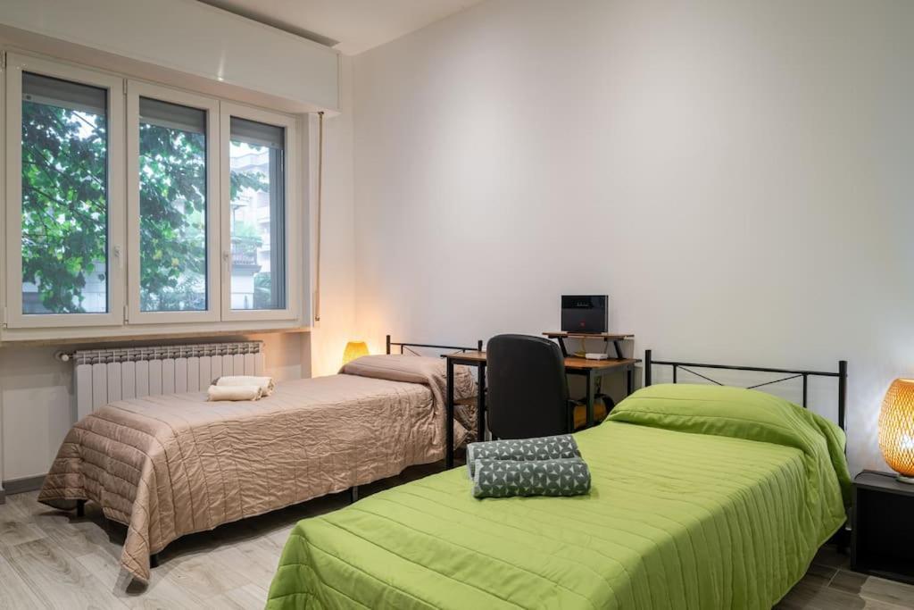 Appartamento Lussuoso Lodi Exterior foto